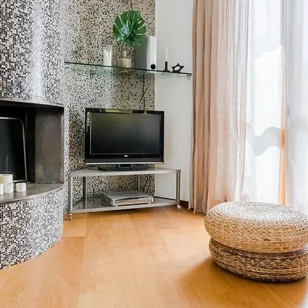 Villa Hintown A Mandello Del Lario *