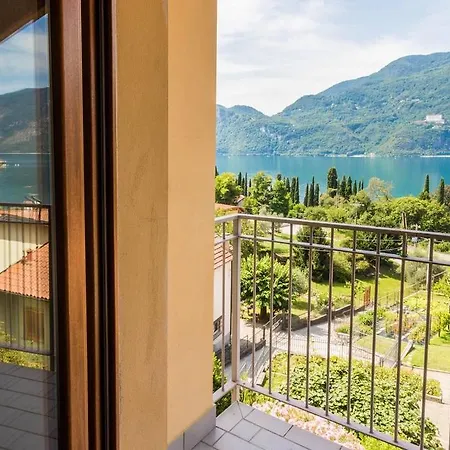 Hintown A Mandello Del Lario *