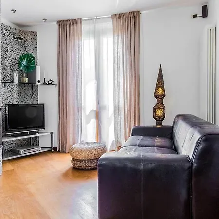 Villa Hintown A Mandello Del Lario